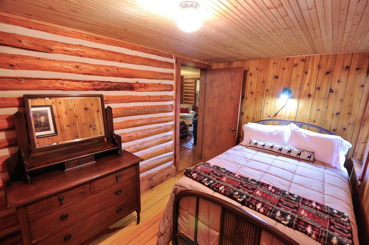 Glacier Homestead Coram Dış mekan fotoğraf