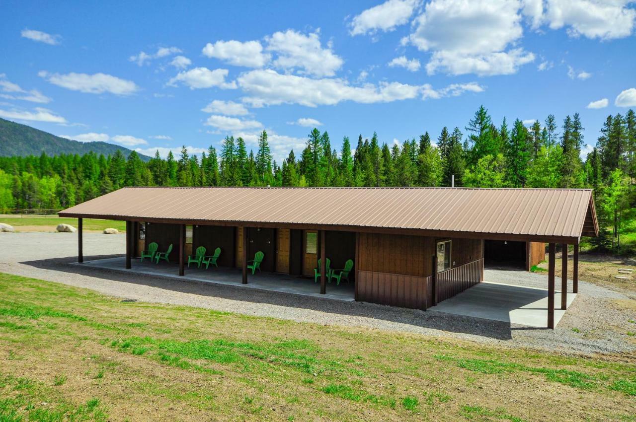 Glacier Homestead Coram Dış mekan fotoğraf